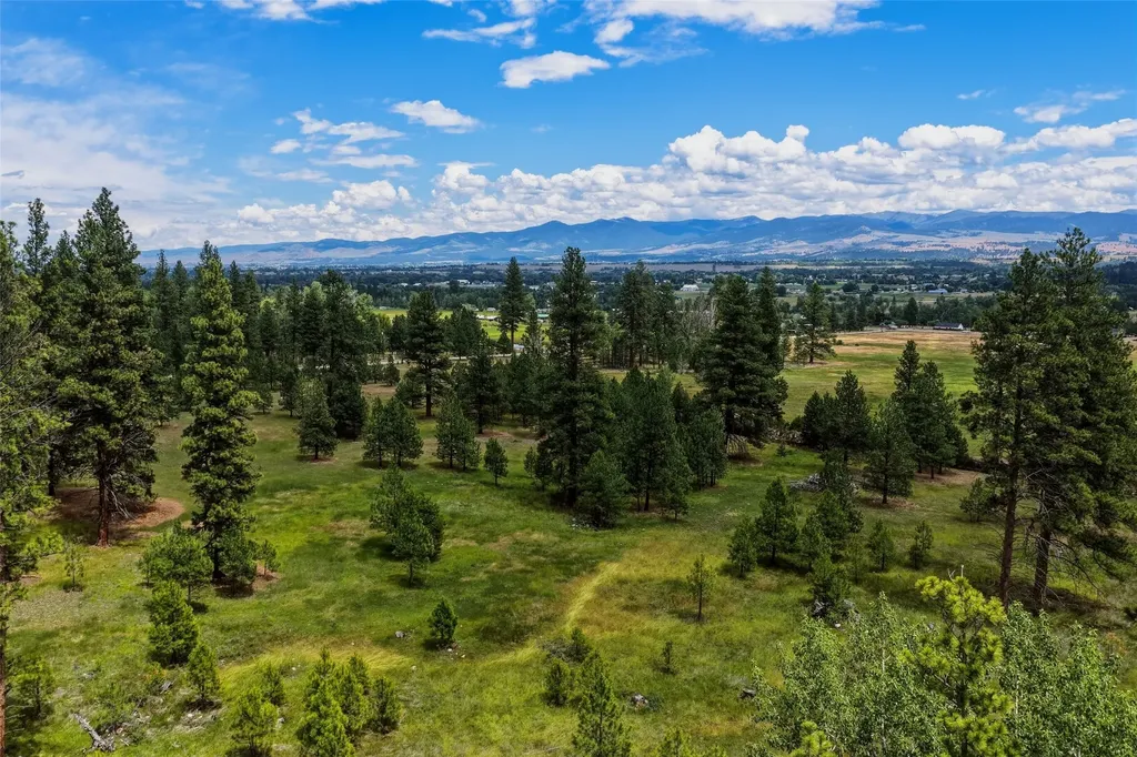 977 Us Highway 93 S Hamilton MT 59840