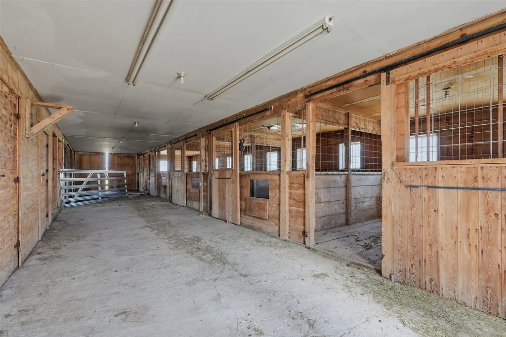 977 Us Highway 93 S Hamilton MT 59840