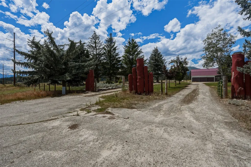977 Us Highway 93 S Hamilton MT 59840