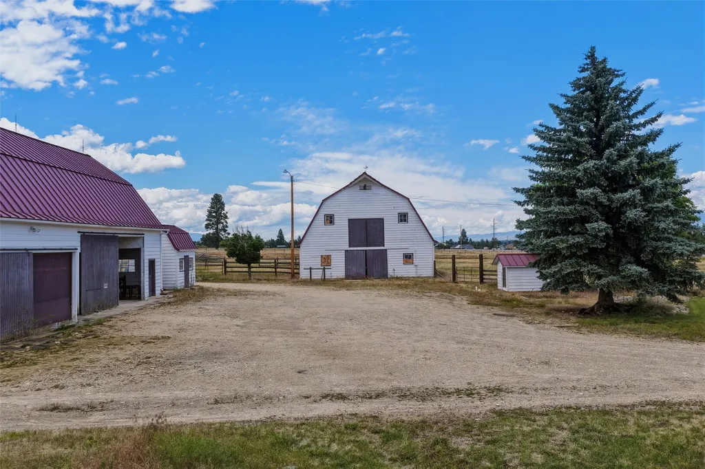 977 Us Highway 93 S Hamilton MT 59840