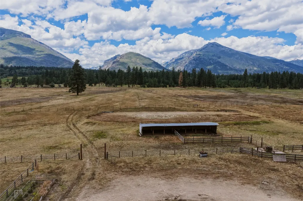 977 Us Highway 93 S Hamilton MT 59840