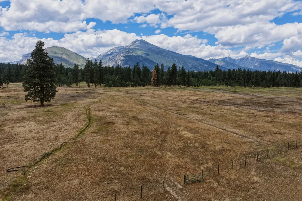 977 Us Highway 93 S Hamilton MT 59840