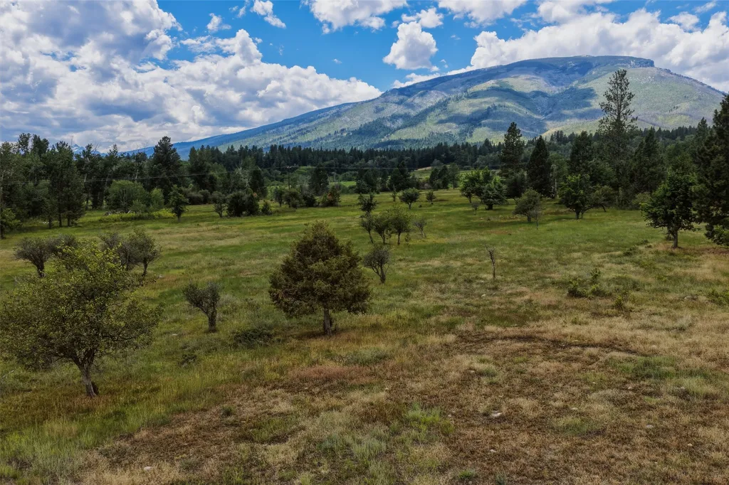 977 Us Highway 93 S Hamilton MT 59840