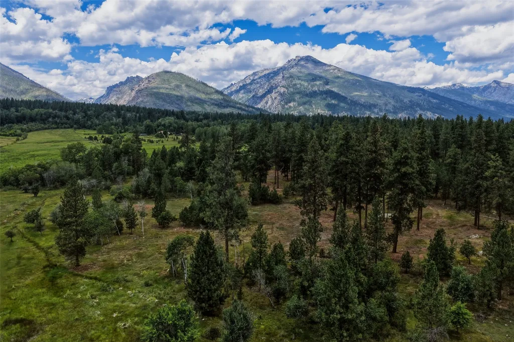 977 Us Highway 93 S Hamilton MT 59840
