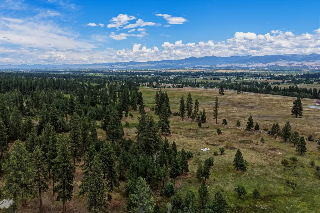 977 Us Highway 93 S Hamilton MT 59840