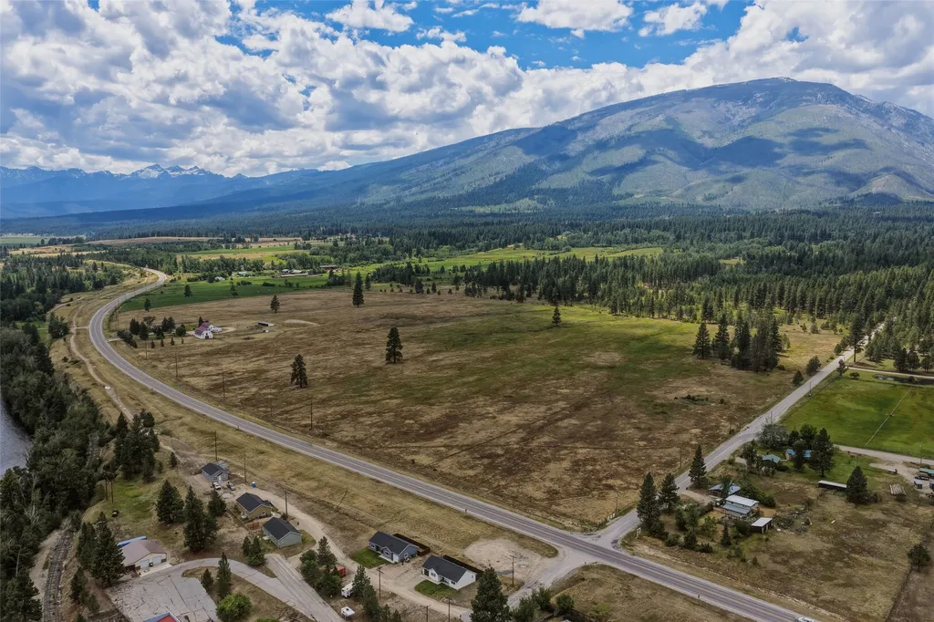 977 Us Highway 93 S Hamilton MT 59840