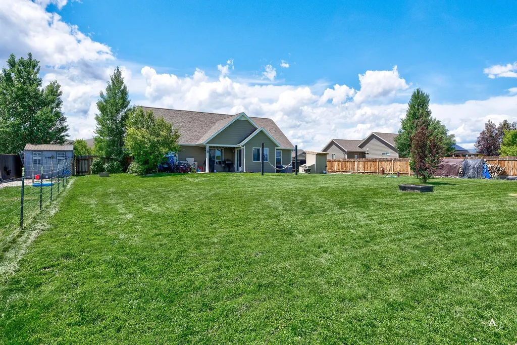 7261 Traces Drive Helena MT 59602