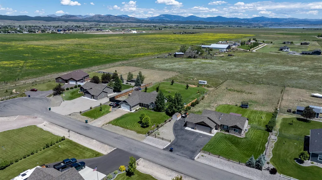 7261 Traces Drive Helena MT 59602
