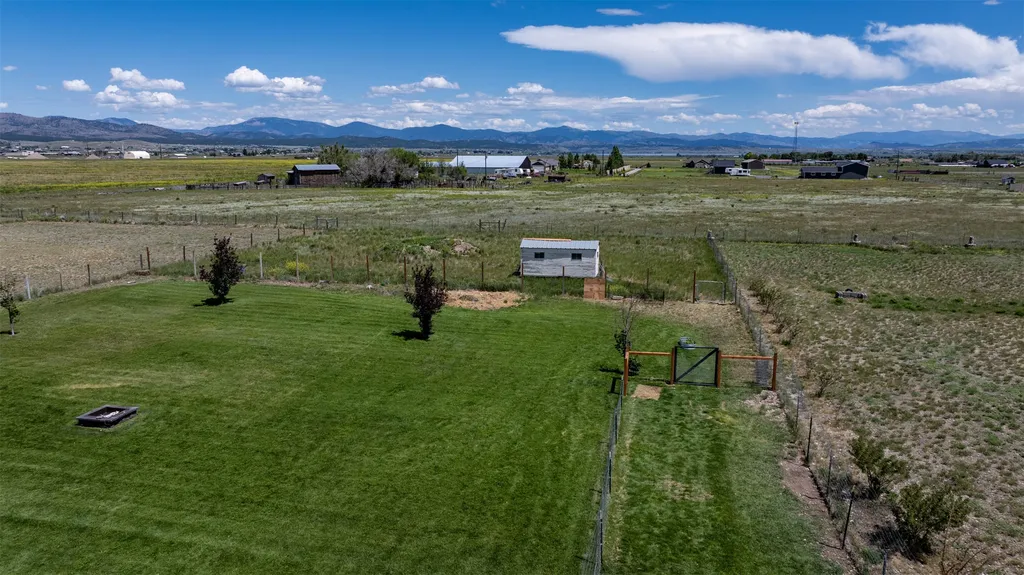 7261 Traces Drive Helena MT 59602