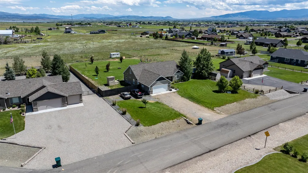 7261 Traces Drive Helena MT 59602