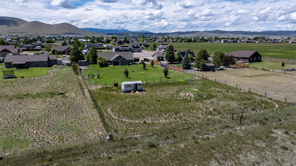 7261 Traces Drive Helena MT 59602