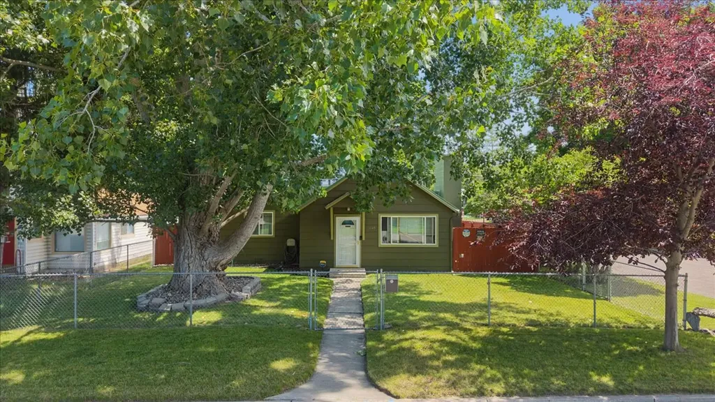 1145 7th Avenue E Kalispell MT 59901