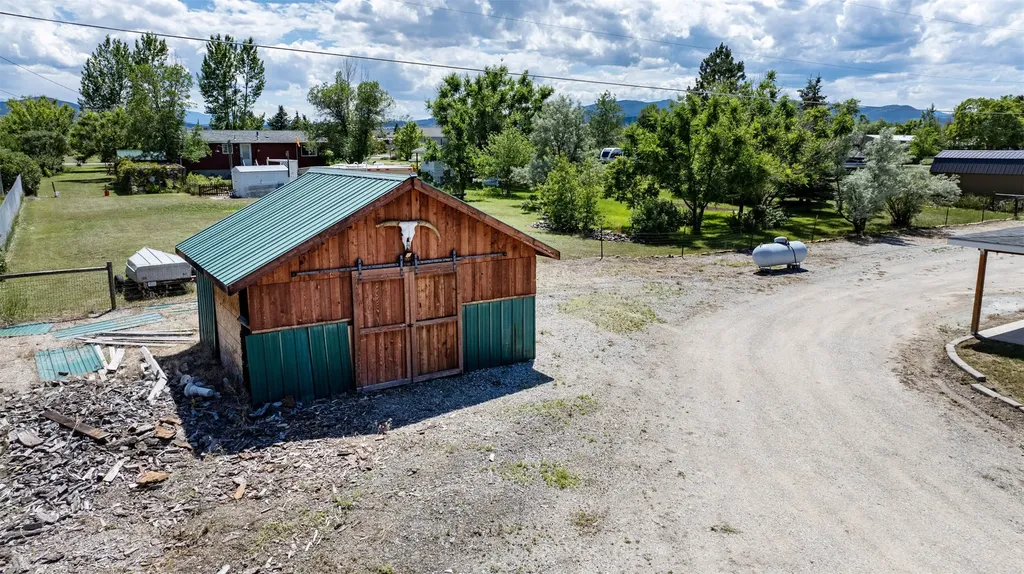 3341 Lanning Road East Helena MT 59635