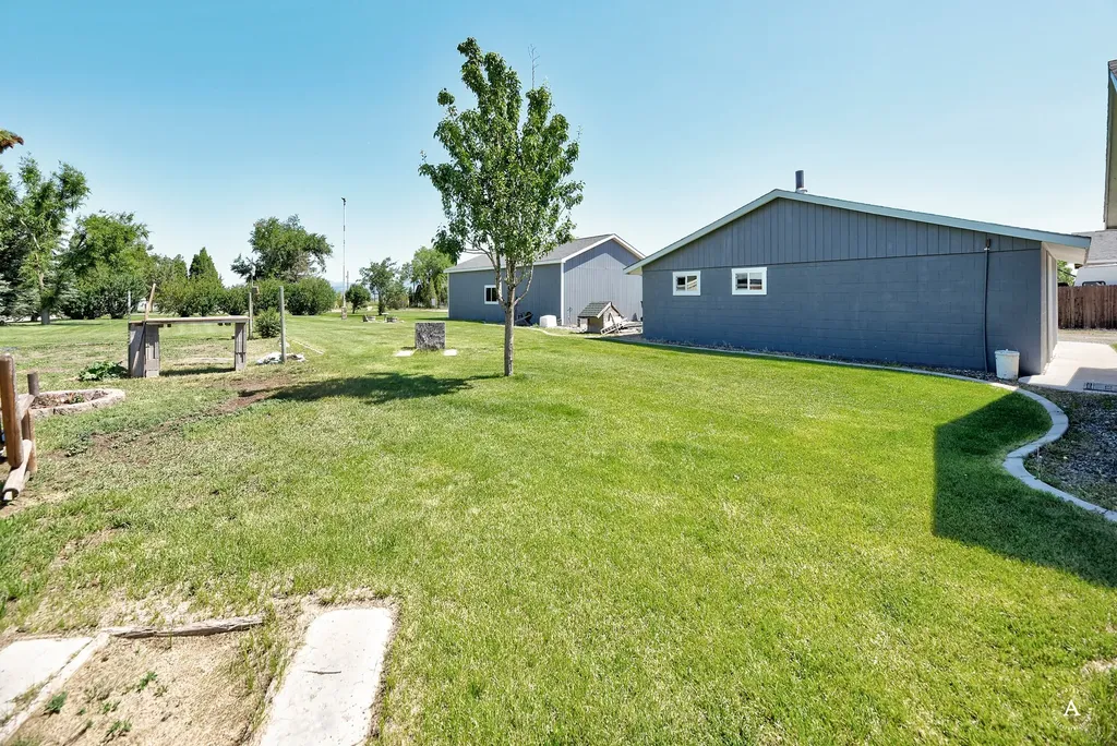 3341 Lanning Road East Helena MT 59635