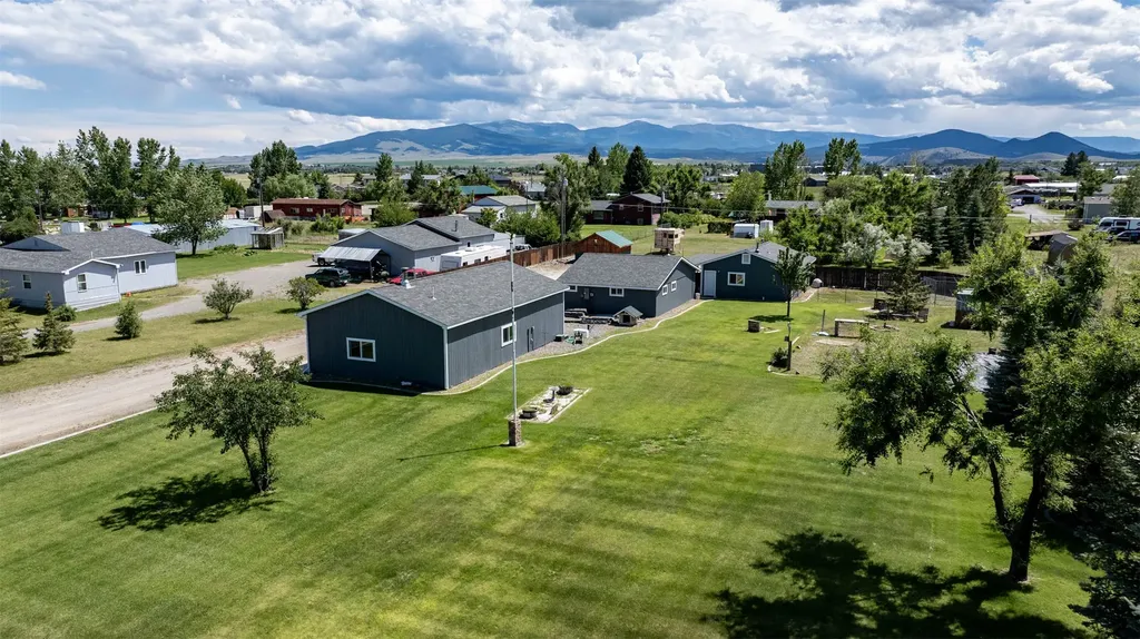 3341 Lanning Road East Helena MT 59635