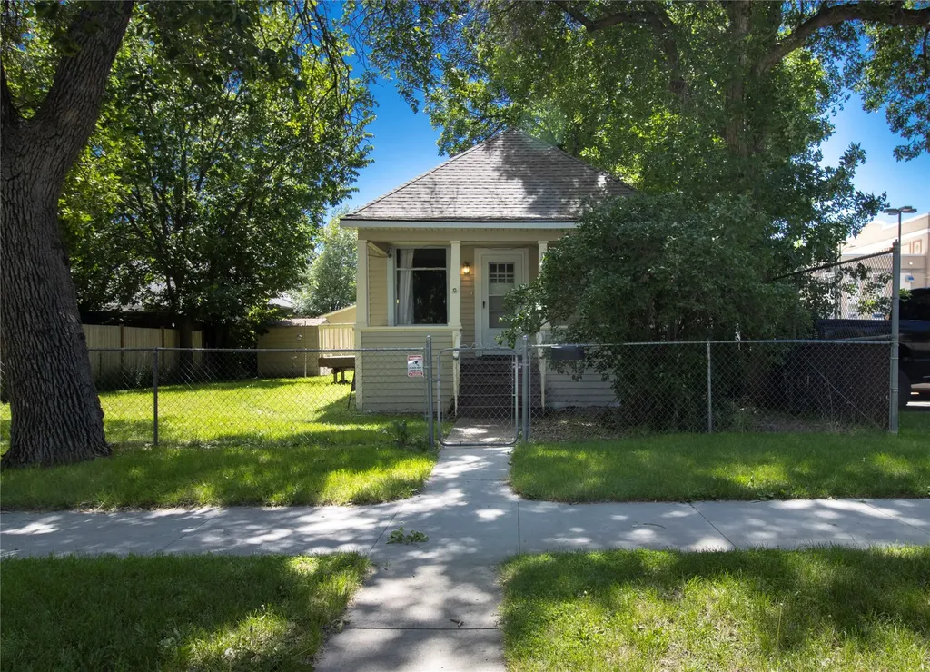 806 1st Avenue SW Great Falls MT 59404