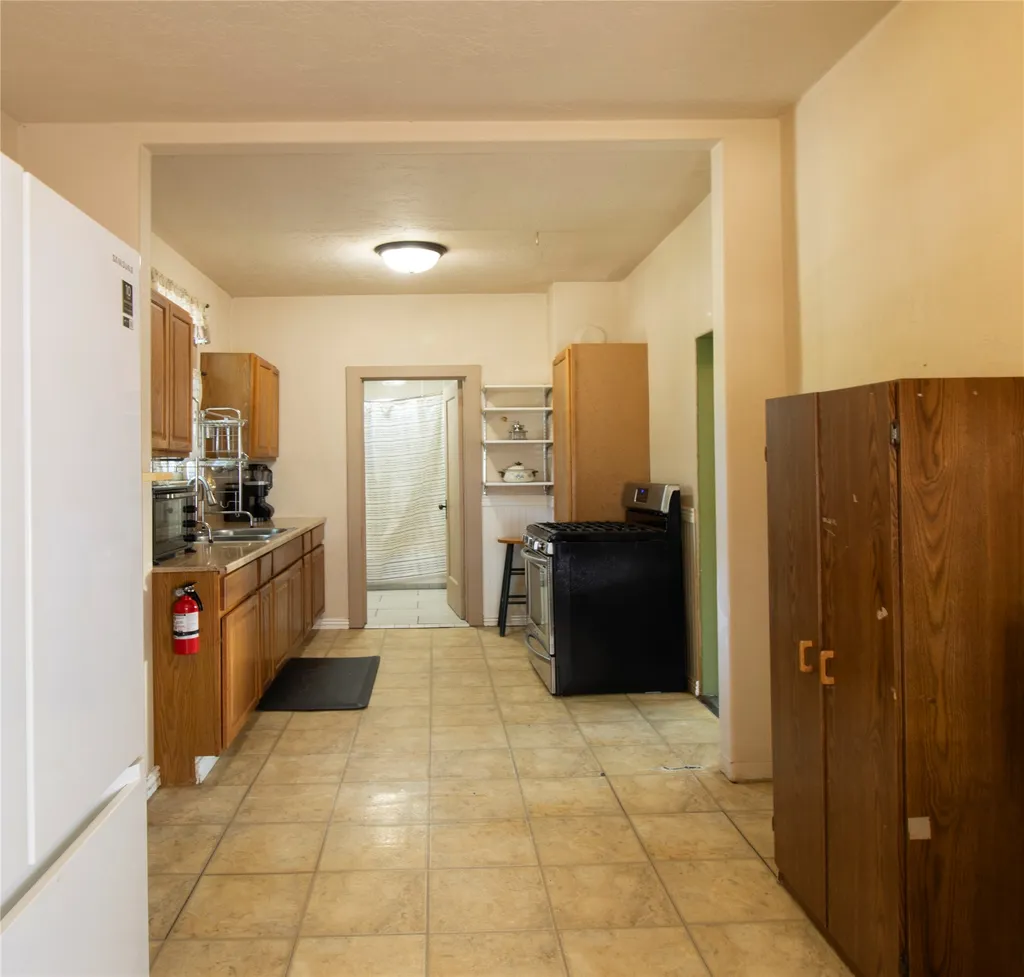 806 1st Avenue SW Great Falls MT 59404