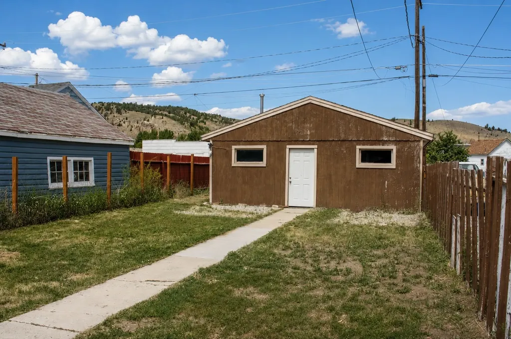 608 E Commercial Avenue Anaconda MT 59711