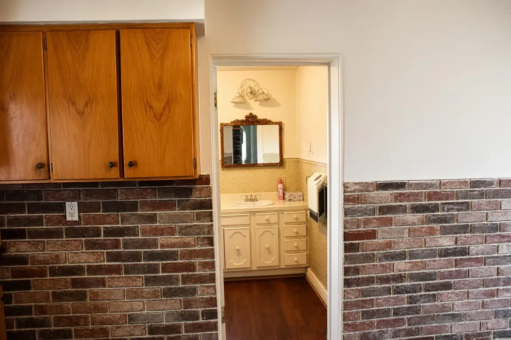 608 E Commercial Avenue Anaconda MT 59711