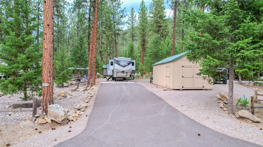 313 Shyrock Loop Superior MT 59872