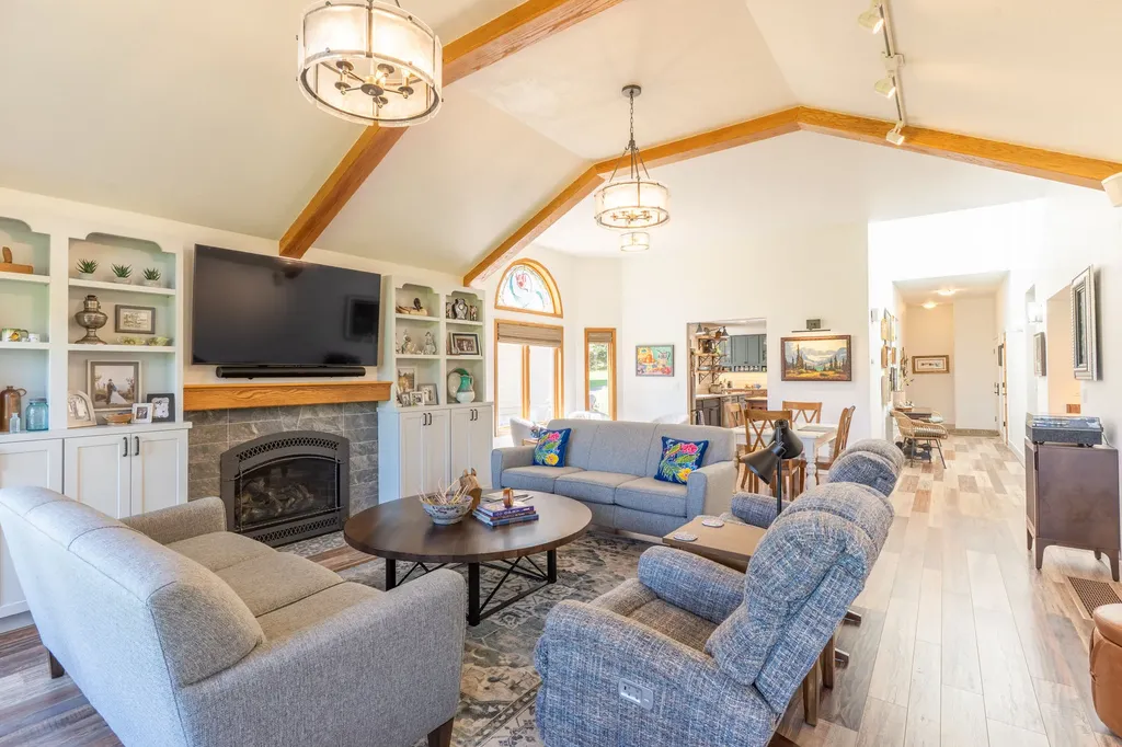 77 Golf Terrace Bigfork MT 59911