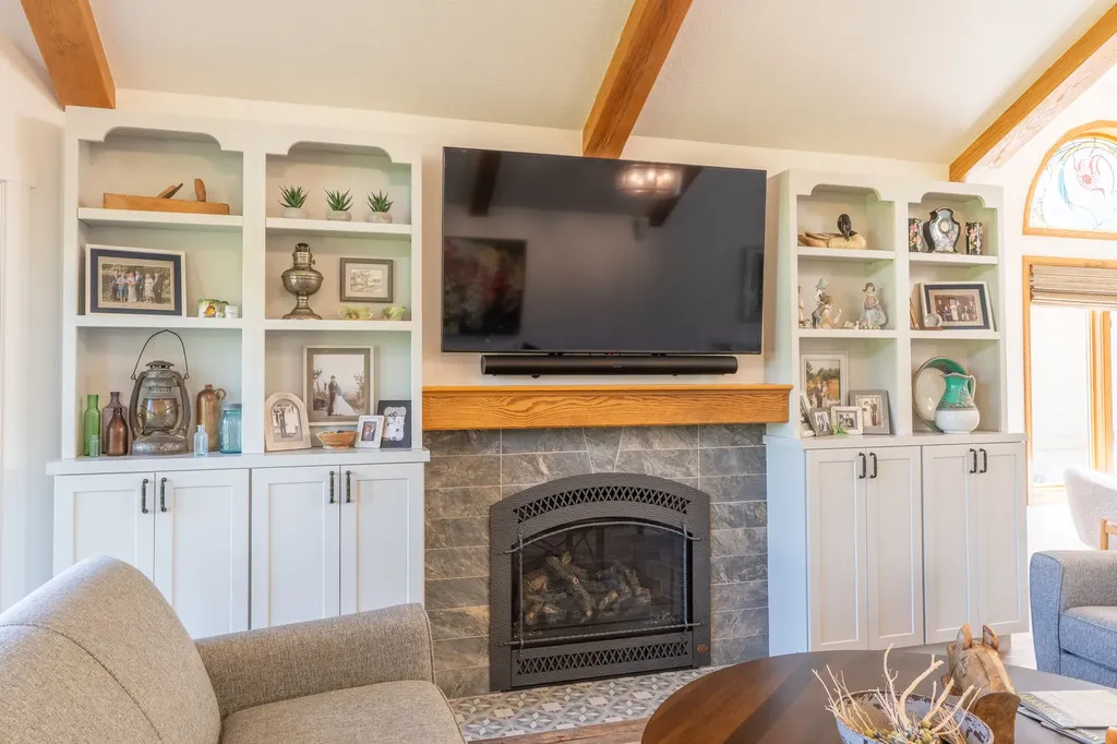 77 Golf Terrace Bigfork MT 59911