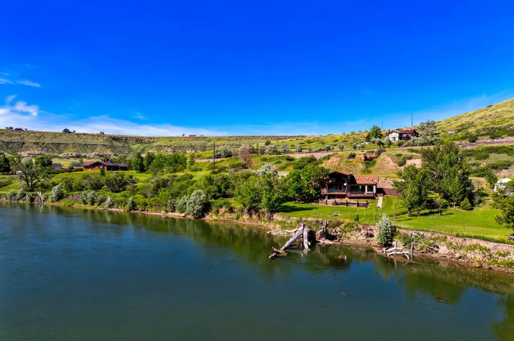 471 Flood Road Great Falls MT 59404
