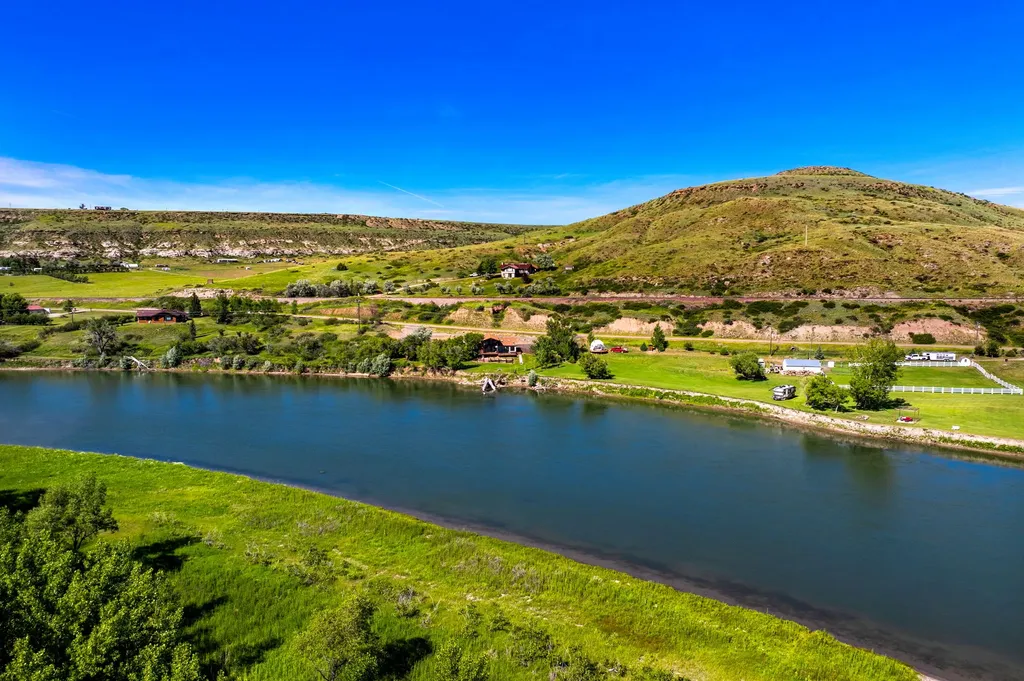 471 Flood Road Great Falls MT 59404