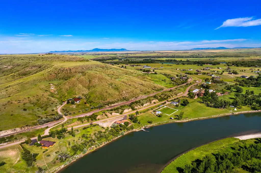 471 Flood Road Great Falls MT 59404