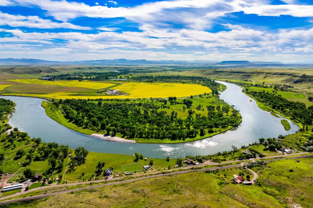471 Flood Road Great Falls MT 59404
