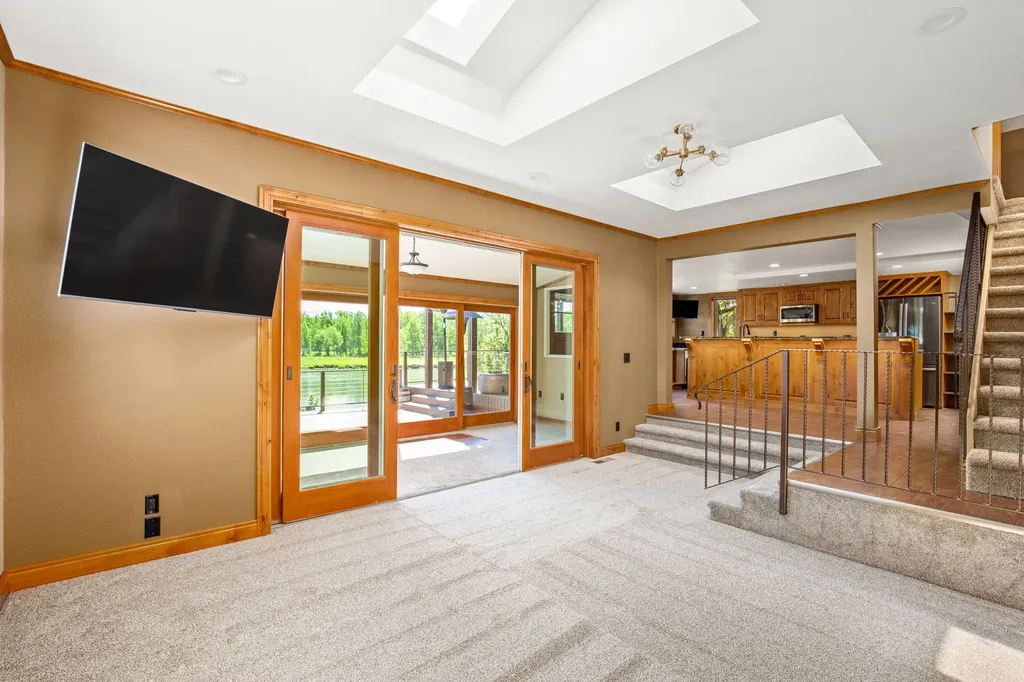 471 Flood Road Great Falls MT 59404