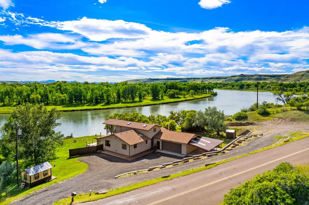 471 Flood Road Great Falls MT 59404
