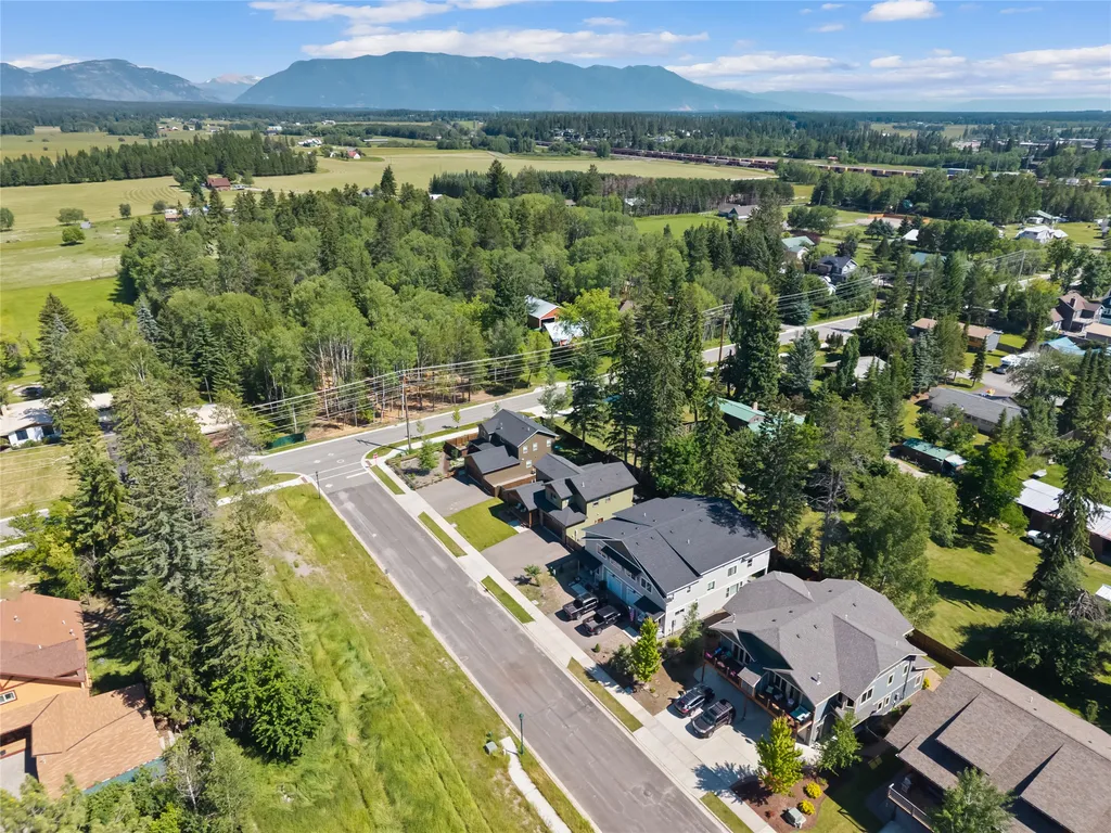 789 Aspen Grove Street Whitefish MT 59937