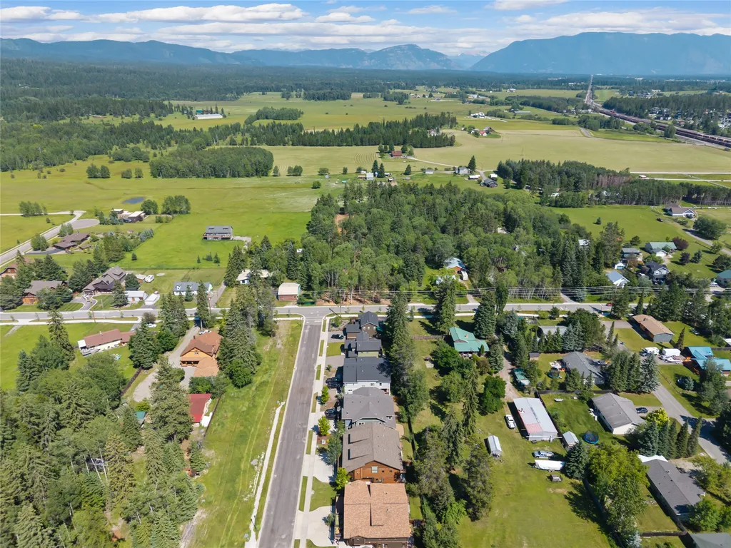 789 Aspen Grove Street Whitefish MT 59937