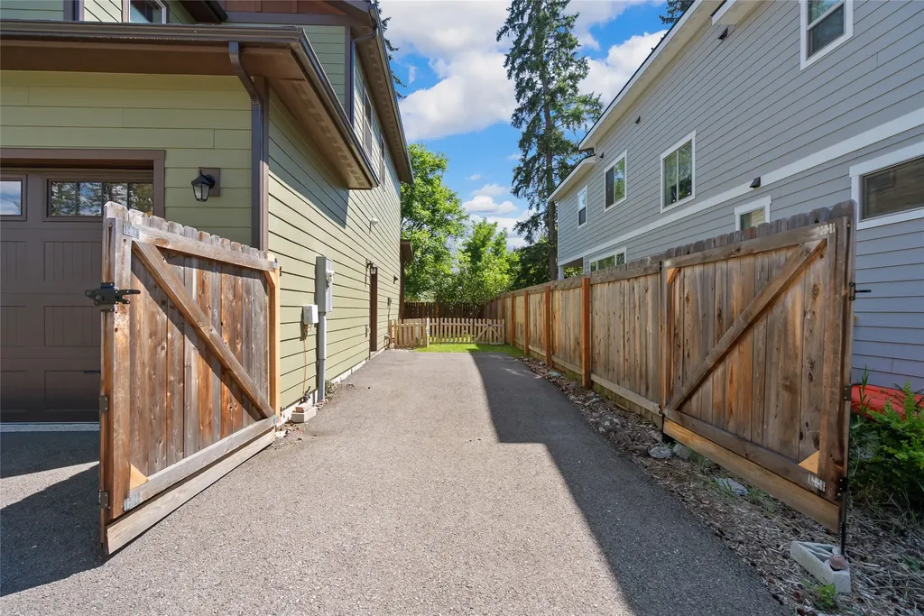 789 Aspen Grove Street Whitefish MT 59937