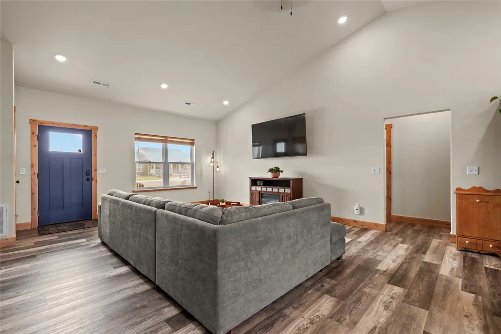 405 Sheffield Court Cascade MT 59421