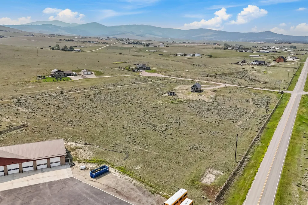 5919 Club House Court Helena MT 59602
