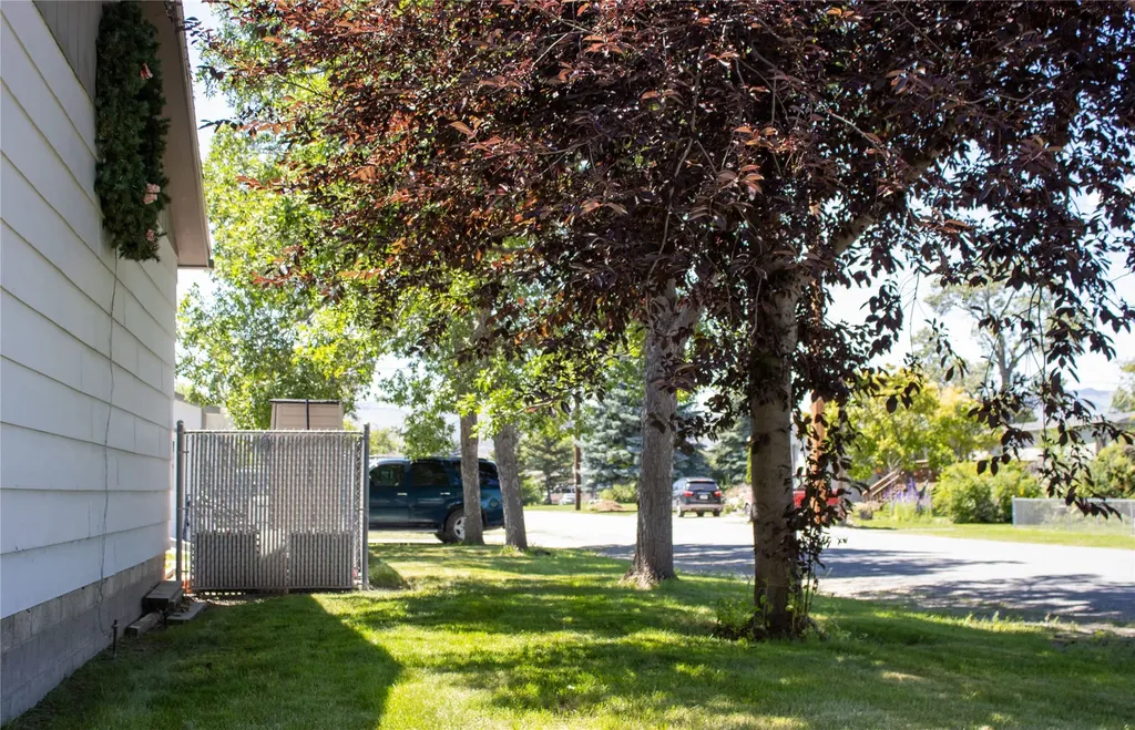 313 N Cherry Street Townsend MT 59644