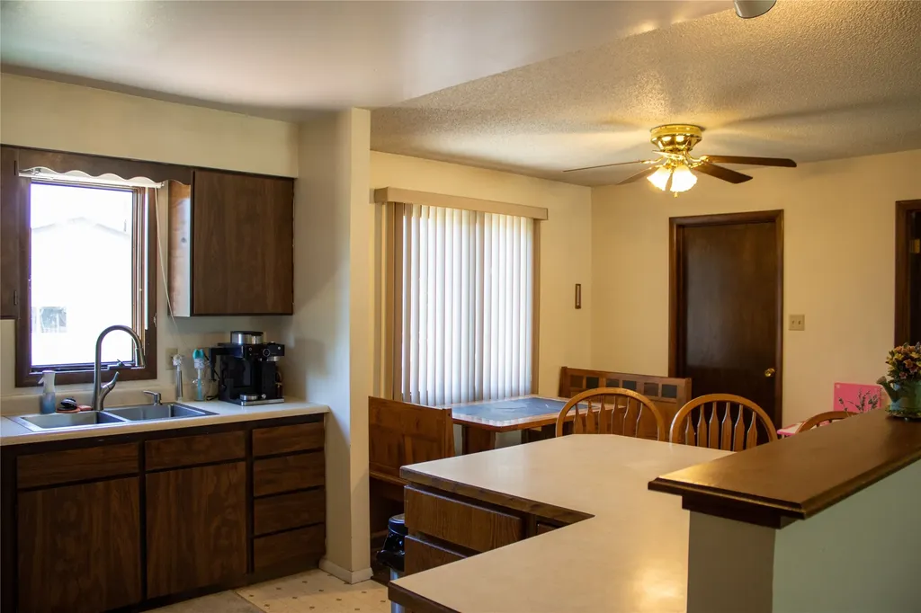 313 N Cherry Street Townsend MT 59644