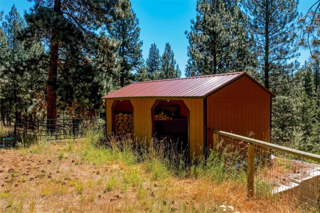 2108 Silver Ridge Road Hamilton MT 59840
