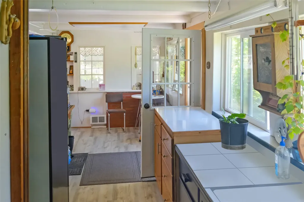 19537 Mt Highway 35 Bigfork MT 59911