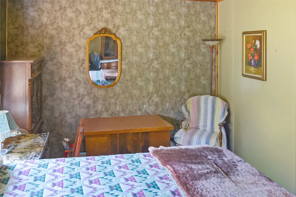 19537 Mt Highway 35 Bigfork MT 59911