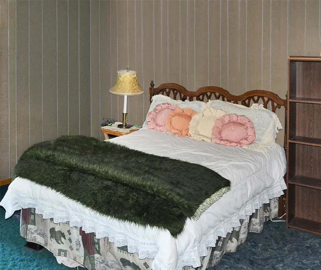 19537 Mt Highway 35 Bigfork MT 59911