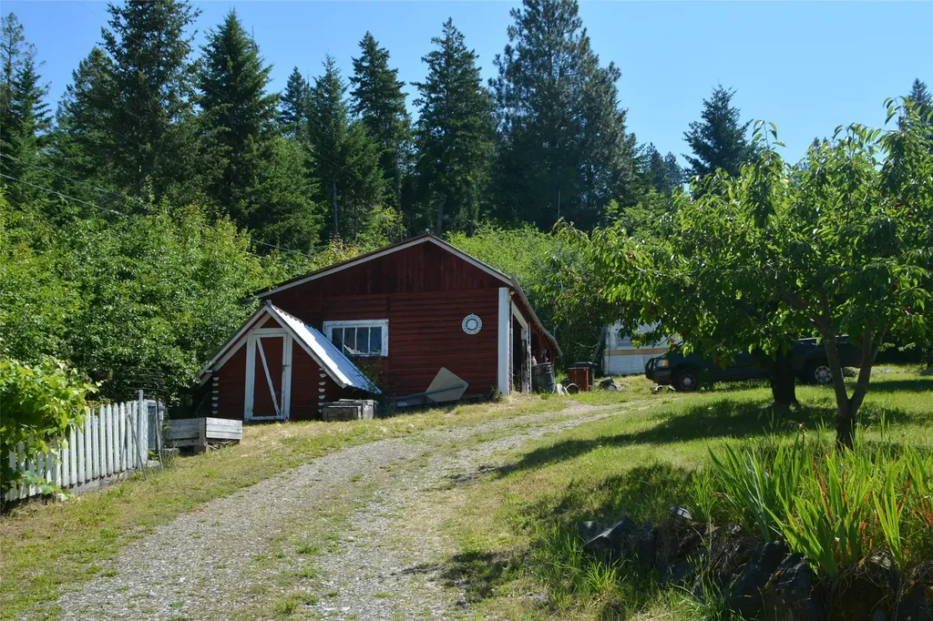 19537 Mt Highway 35 Bigfork MT 59911