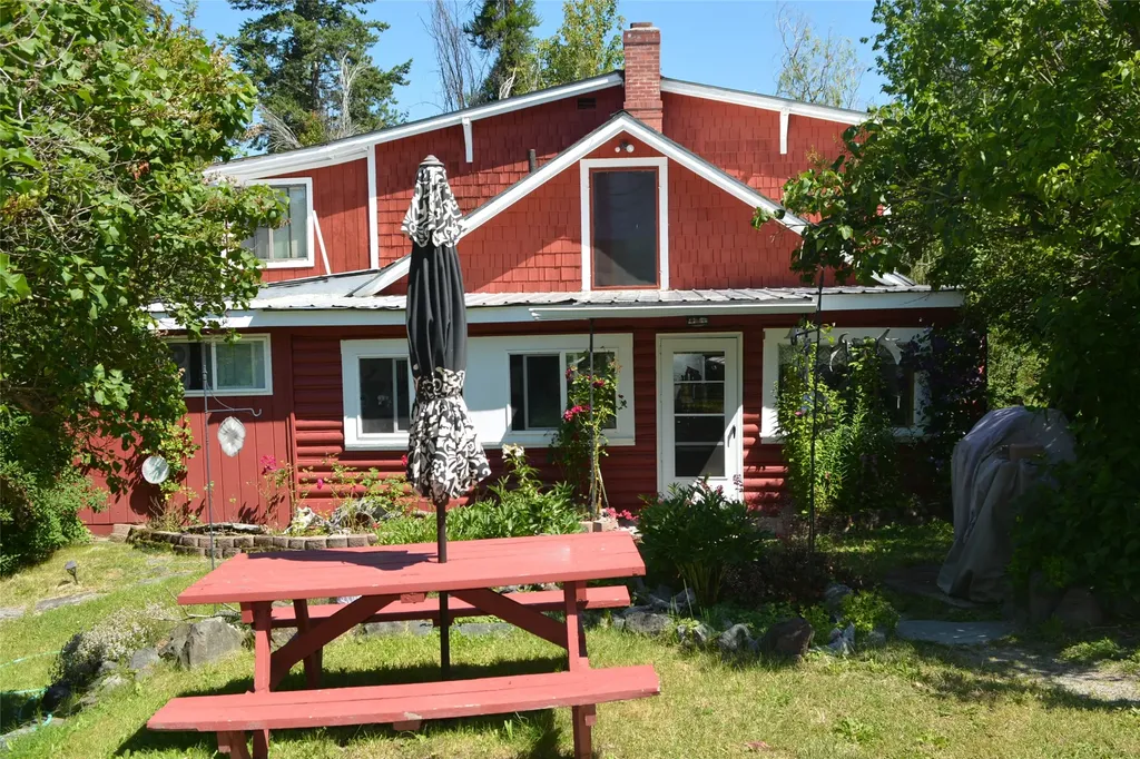 19537 Mt Highway 35 Bigfork MT 59911