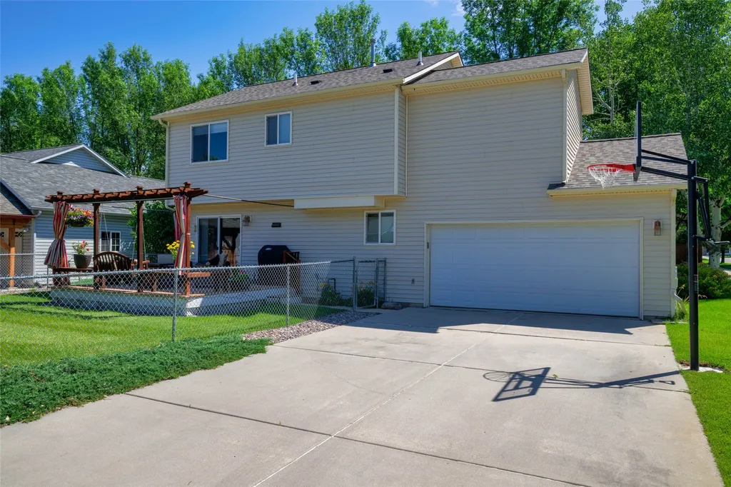 2945 Sheffield Drive Missoula MT 59808