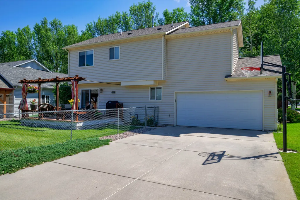 2945 Sheffield Drive Missoula MT 59808