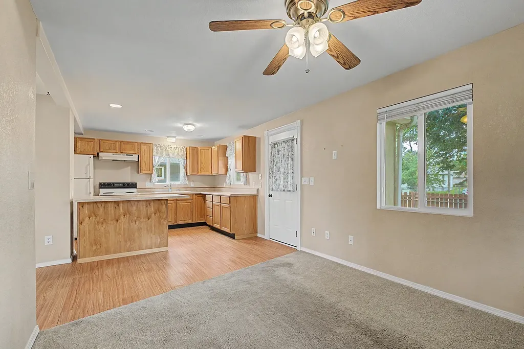 412 E Main Street East Helena MT 59635