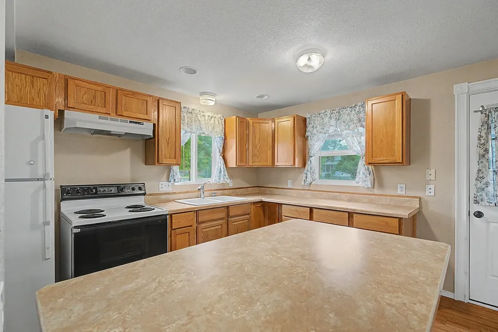 412 E Main Street East Helena MT 59635