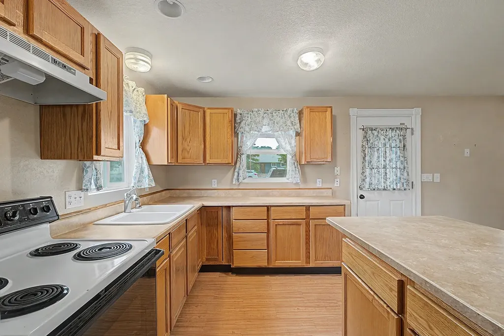 412 E Main Street East Helena MT 59635